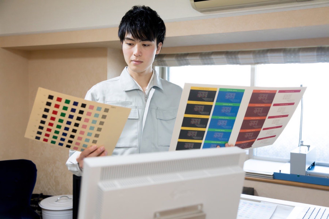 色校正・デザインデータ作成